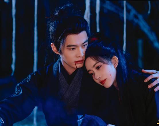 宝聚荣配资 演员“强行扮嫩”的风又刮到了武侠喜剧里，50岁演少年真辣眼